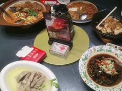 -江宴渔村·鱼鲜土菜(紫荆广场店)