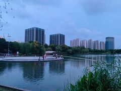 -南翔镇银翔湖公园