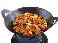 干锅牛蛙-鄱阳湖·江西小炒·瓦罐煨汤(五道口店)