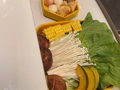 -润园四季椰子鸡火锅(卓越INTOWN店)