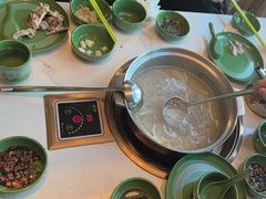 -润园四季椰子鸡火锅(南山海岸城店)