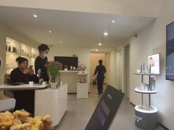 -JNK皮肤管理中心