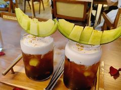 蜜瓜桂花奶茶-Mark&Mars Restaurant