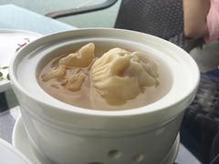 花胶羊肚菌灌汤饺-悦湖公馆