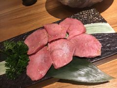 -炼火烤肉店