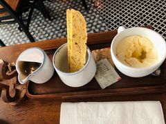 阿芙佳朵咖啡-PIZZA BIANCA(万象城店)