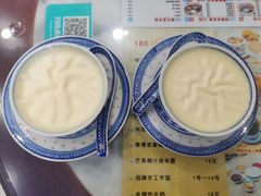 -广信牛奶甜品世家(台东店)