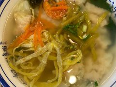-长人馄饨铺(解放街店)