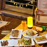 专属武汉的江景晚风烧烤！