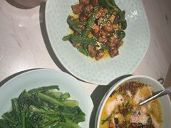 -荷花亭·湖北融合菜(中商广场店)