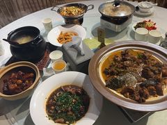 -香山湖家家宴(中山陵店)