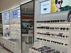 -J-Optical佳视明眼镜·蔡司视觉(青岛金茂览秀城店)