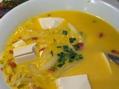 -禄鼎记·排队俩小时都要吃的酸菜鱼(石牌桥店)