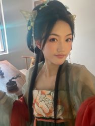 -一揽芳华汉服旗袍体验馆(拙政园店)