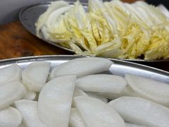 白萝卜-威邵鸡煲(西华路总店)