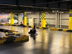 -极限PLAY运动娱乐新世界·团建派对潮玩休闲馆·室内蹦极高空游乐园