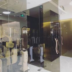 -AYO SALON