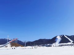 -丝绸之路山地度假区滑雪场