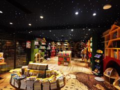 -钟书阁(珍园店)