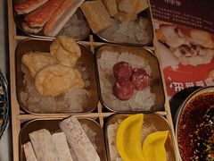 -尚尚仙·酸汤猪手·猪肚鸡火锅(华联万柳购物中心店)