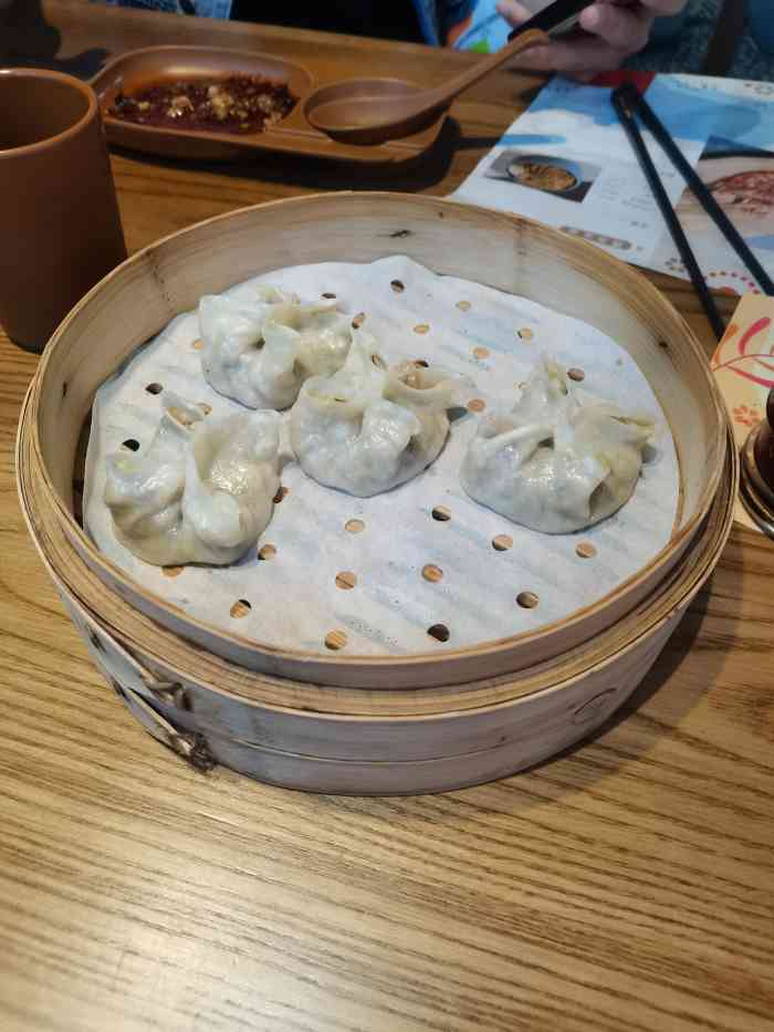 小六汤包(东关店)-"汤包好吃,菜品少了点,不过人家毕竟专业做.