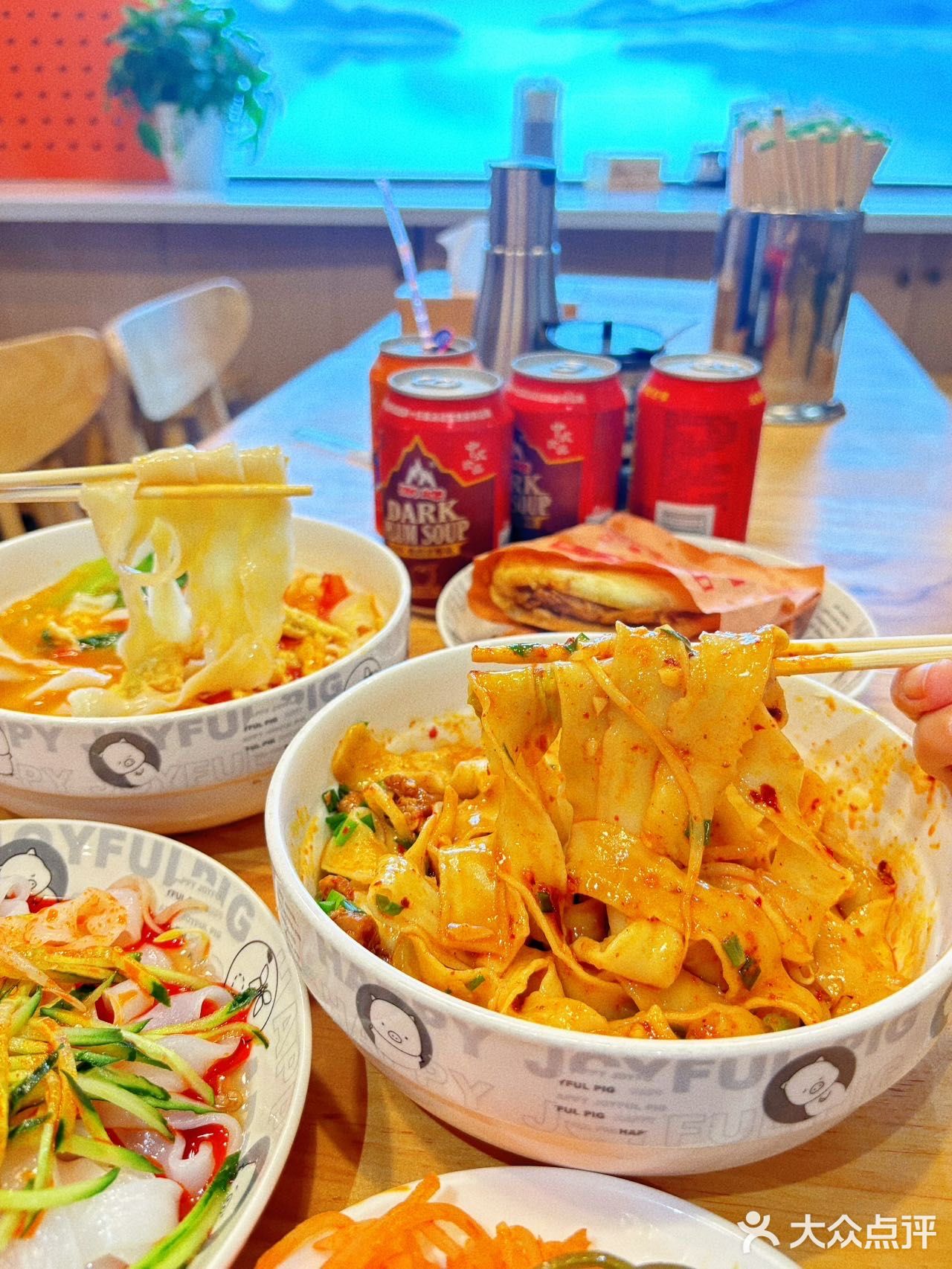 面食天堂，胡一刀带你领略正宗陕西风味小吃！