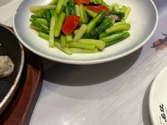 -松沪名灶·豆浆鱼头·新上海菜(飞航吾悦广场店)