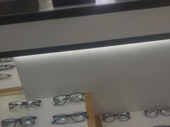 -LOGO眼镜·蔡司品牌折扣店(龙华清湖店)