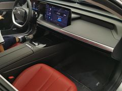 -小鹏汽车体验中心(苏州龙湖狮山天街店)