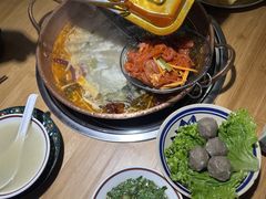 -洱火云南酸菜牛肉火锅(石景山当代商城店)