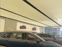 -华为智能生活馆(上海金桥国际商业广场)