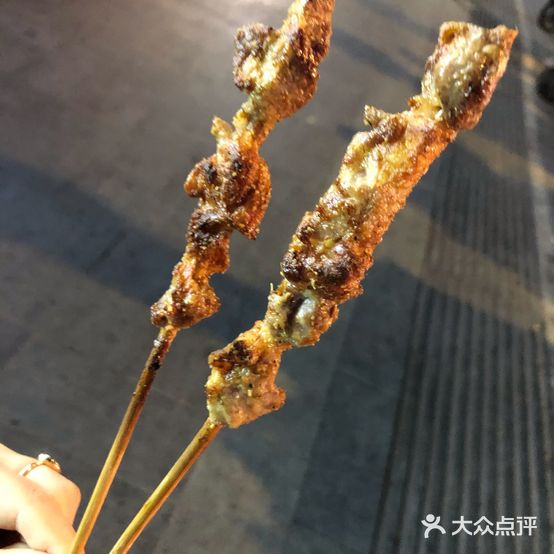 新疆兄弟烤羊肉串(四方街店)