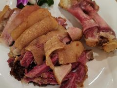 椒盐咸蹄髈-新南华大酒店(广中店)
