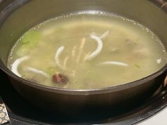 -喃喃椰·糟粕醋·椰子鸡火锅(七堡花园店)