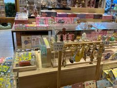 -猫的天空之城概念书店(丽江古城饮玉巷店)