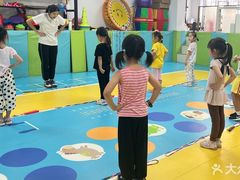 -逗你运动体能训练中心(冠城店)