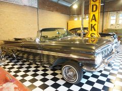 -席娜卡琳火车铁道夜市