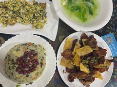 摩梭饵块鸡-泸沽肴(泸沽湖大洛水村农村信用社旁店)