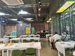 大堂-云晓光头烧烤吧(德平路店)