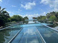 -亚龙湾喜来登·美景台大堂吧