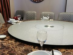 包厢-新天明砂锅鱼头煲