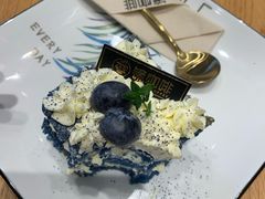 -ZING COFFEE 镜咖啡