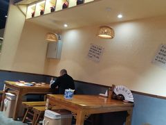 大堂-先启半步颠·川菜小炒