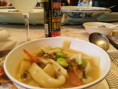 -山明水秀大饭店