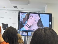 -金夫人化妆摄影职业培训学校