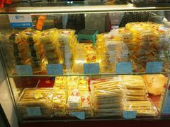 面包甜点陈列柜-义兰中糖饼店(大同路总店)