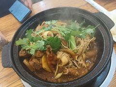 -鱼众不同·鸡公煲·烤全鱼(国顺路店)