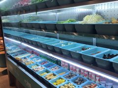 自助取餐区-不二烫捞麻辣烫(白云凯德店)