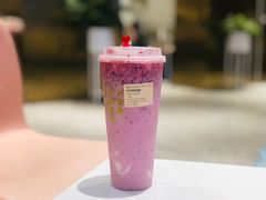 霸气酸奶杨梅-奈雪的茶(湖滨银泰in77C区PRO店)