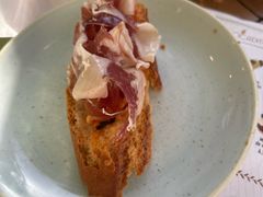 -Tapa Tapa